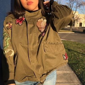 H&M⚡️ Embroidered Jacket